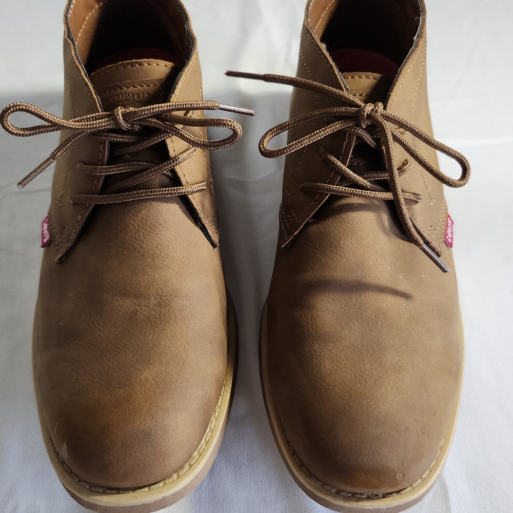 Levi's Tan Leather Oxfords